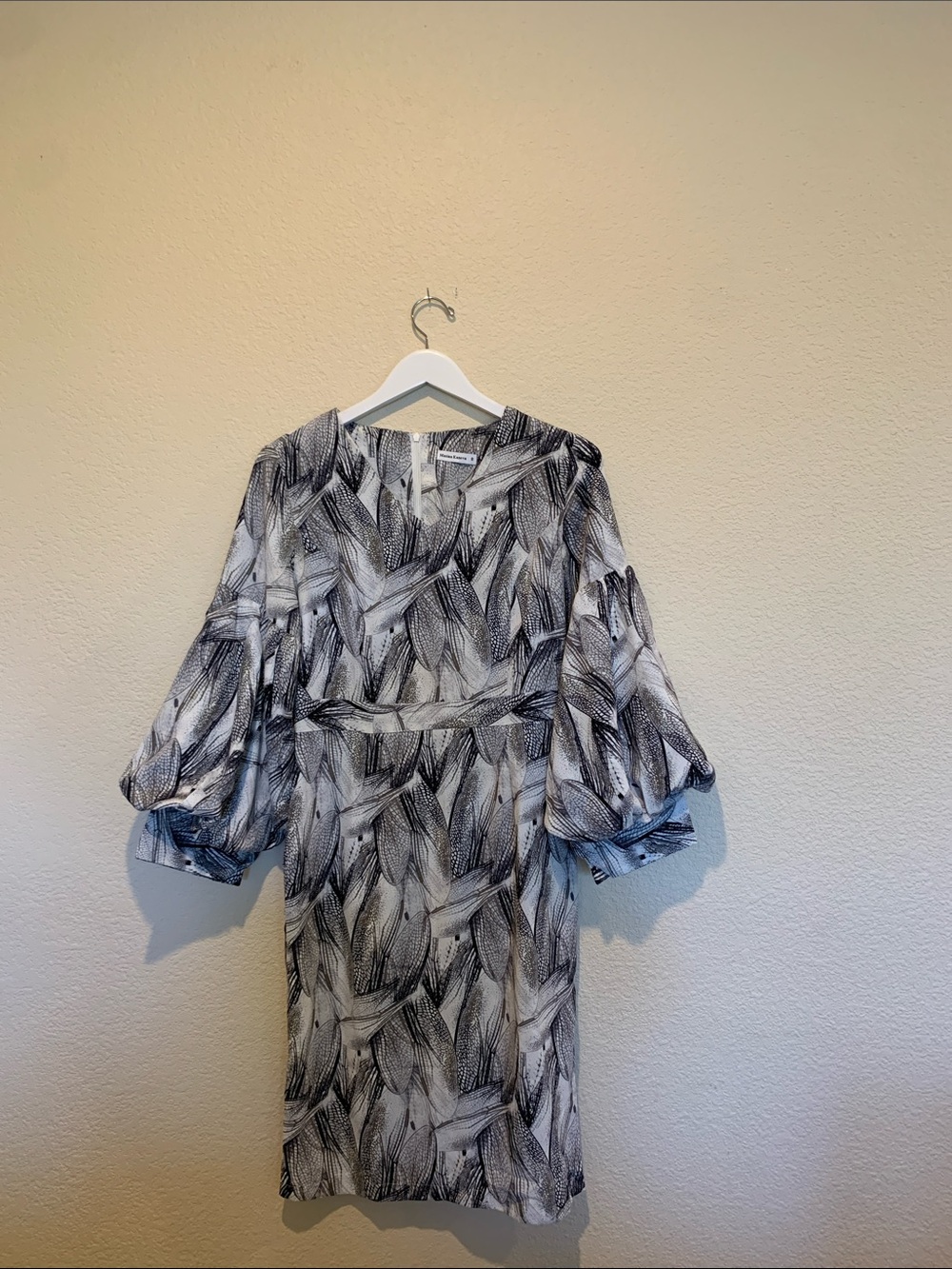 Marina Kaneva  Black and White Feather-Print Midi Dress NWOT